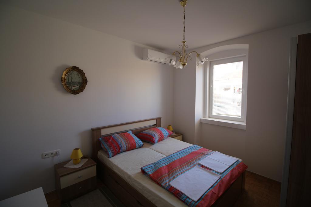 Apartment Ribica Krk Island Zimmer foto