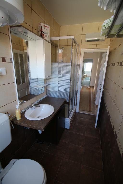 Apartment Ribica Krk Island Zimmer foto